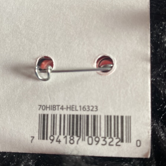 🆕Hello Kitty pin set- 4 pins - Picture 3 of 6